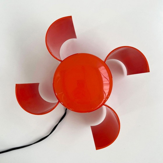 Coral Flower Table Lamp by Studio D.A. for Lamperti, 1970s – Plastic (photo 6 of 12)