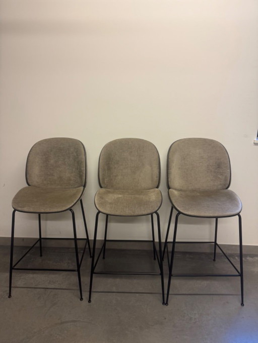 Tabouret de bar Gubi scarabée