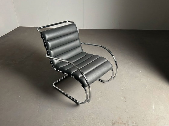 Image 1 of MR40, Mies van der Rohe para Knoll - Sala de exposición