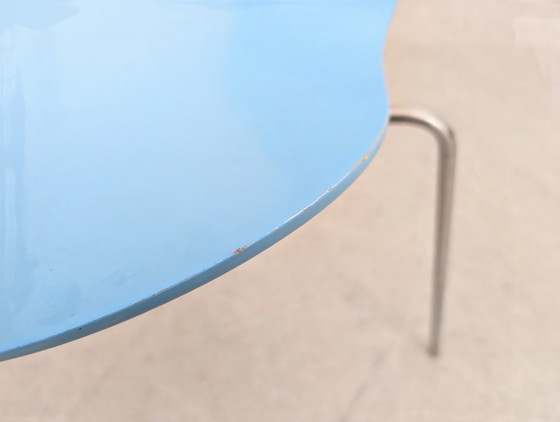 Image 1 of Fritz Hansen Series 7 Chair Light Blue 3107 Chair Arne Jacobsen