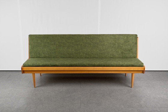 Canapé Vintage, années 1960, Tchécoslovaquie – Canapés 3 places, Textile, Bois (photo 2 of 9)