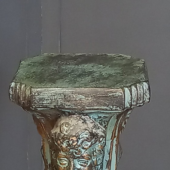 Image 1 of Antieke keramische zuil met bronzen patina