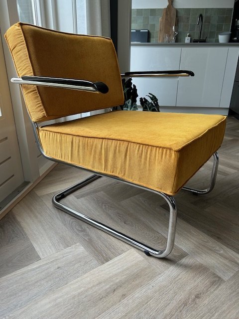 Image 1 of Pure Ridge Rib - Poltrona di design in tessuto a coste