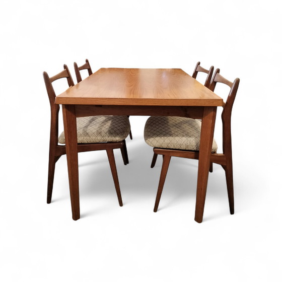 Image 1 of Vintage Deense teakhouten uitschuifbare eettafel 