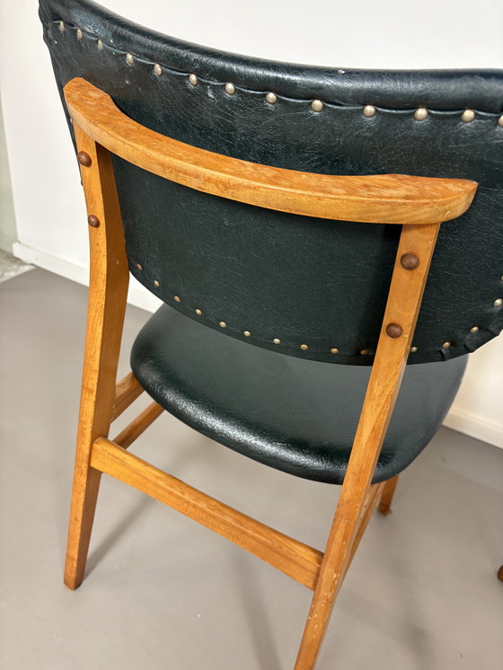 Image 1 of 4 x Beuken met Donkergroene Skai Eetkamer Stoelen 1960’s Möbel DDR