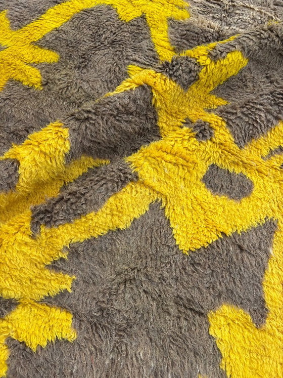 Moderner marokkanischer Mrirt-Teppich 200 x 300 cm, gelber geometrischer Wollteppich, handgeknüpfter (photo 7 of 10)