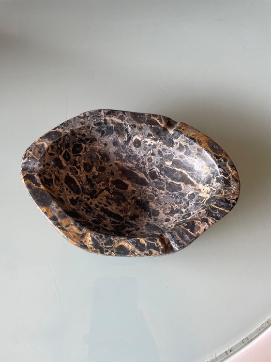 Image 1 of Bandeja de mármol macizo de mediados de siglo