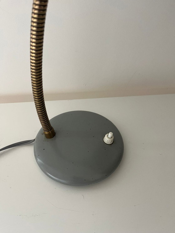 Image 1 of Lampe de bureau vintage élégante