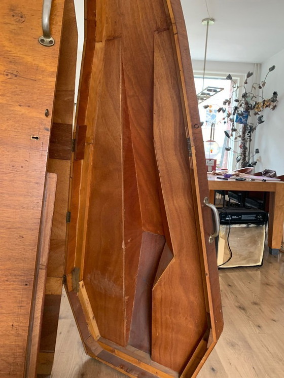 Image 1 of Estuche antiguo para contrabajo, años 30-40.