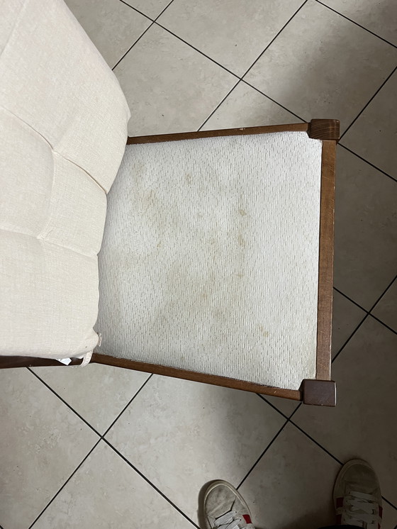 Image 1 of Table en bois et chaises assorties