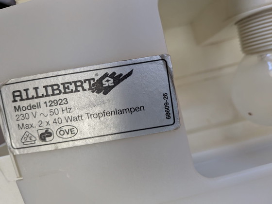 Image 1 of Allibert type 12923 vintage badkamerkastje