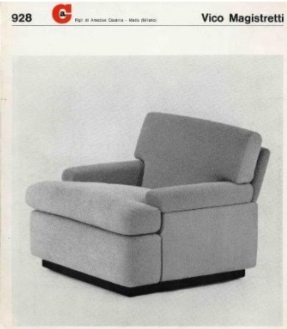 Image 1 of Design classic fauteuil van Cassina ontwerp Vico Magistretti uit 70’s