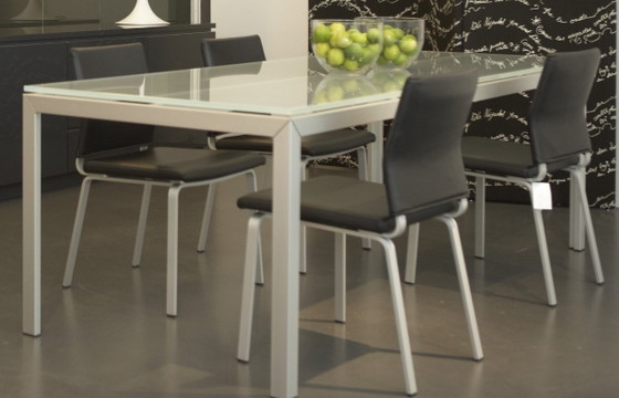 Image 1 of Set di 4 sedie da pranzo COR Fino - Pelle nera e alluminio