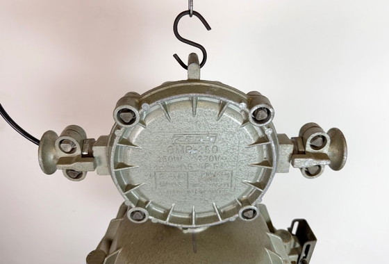 Image 1 of Grande lampada a sospensione industriale in alluminio pressofuso di Zaos, anni '70