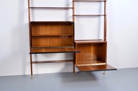 Image 1 of ITALIAANSE MODULAIRE VLOER- EN PLAFONDPLANKENSET VAN PALISSANDERHOUT, JAREN 60