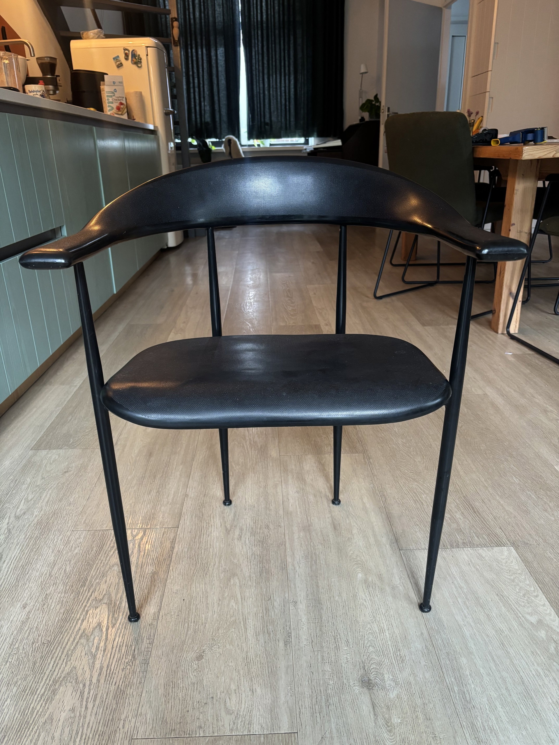 Buy Fasem chair? Save up to 80% at Whoppah | Whoppah