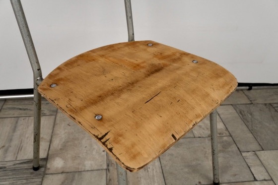 Set van 4 vintage stoelen, jaren 60, Tsjechoslowakije – Eetkamerstoelen, Wood (photo 18 of 19)