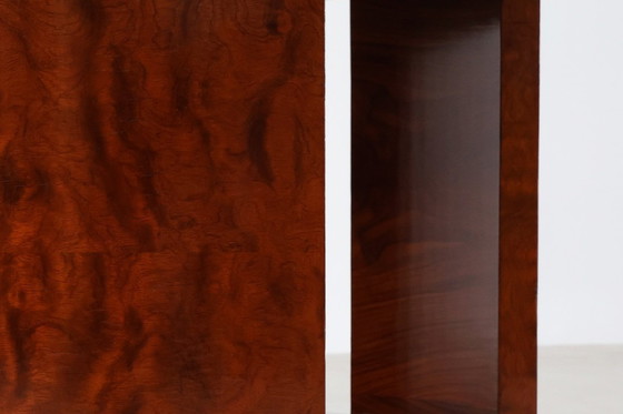 Image 1 of Round Art Deco coffee table in burl veneer, France ca. 1920