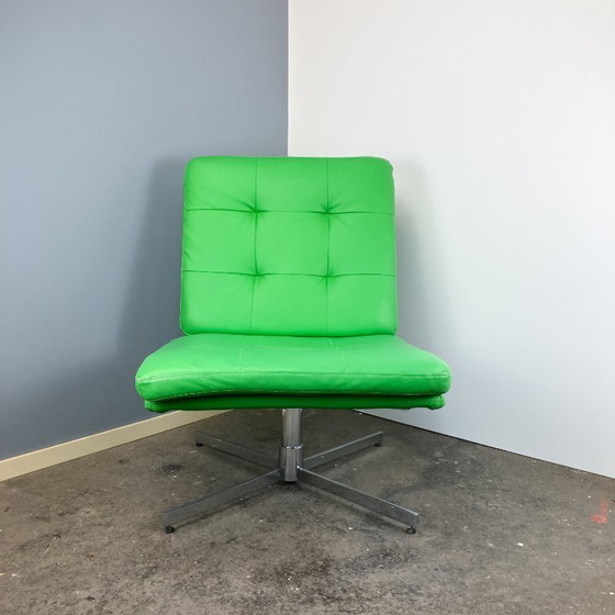 Image 1 of Swivel vintage Easy Chair, chrome and imitation leather, 70s, Midcentury