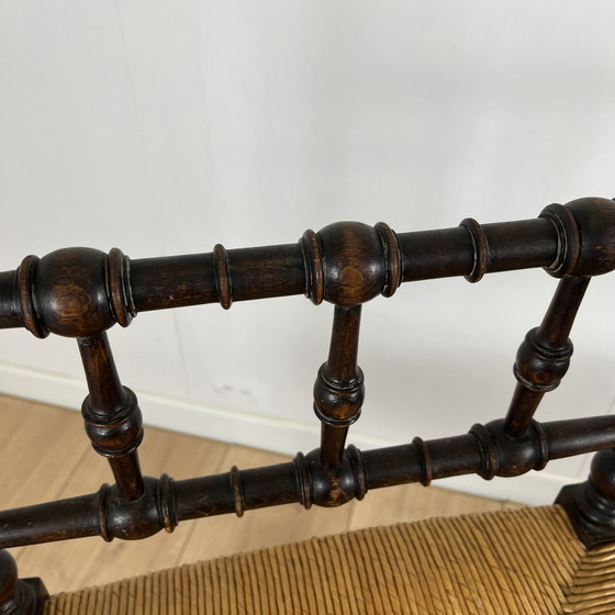 Image 1 of Sedia angolare in legno intagliato e paglia, fine XIX secolo