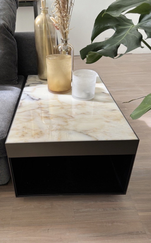 Minotti Elliott Couchtisch, bronzefarbener, matter Stahl und Marmor, LP 6.000