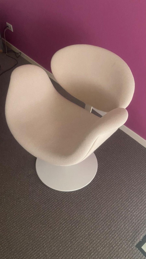 Artifort tulip chair 4x fabric