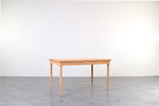 Table de salle à manger extensible en chêne danois du Mid Century, années 1960.