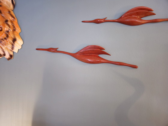 Image 1 of Decorazione murale vintage in legno di teak con uccelli.