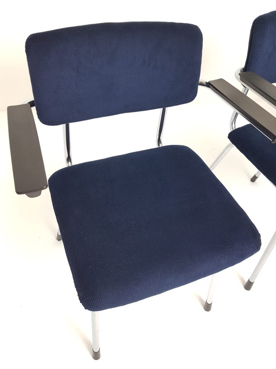 4 Gispen 1235 Stoelen Nieuw Gestoffeerd Keymer – Eetkamerstoelen, Chrome, Textile (photo 9 of 15)