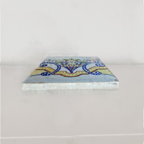 Image 1 of Piastrelle antiche