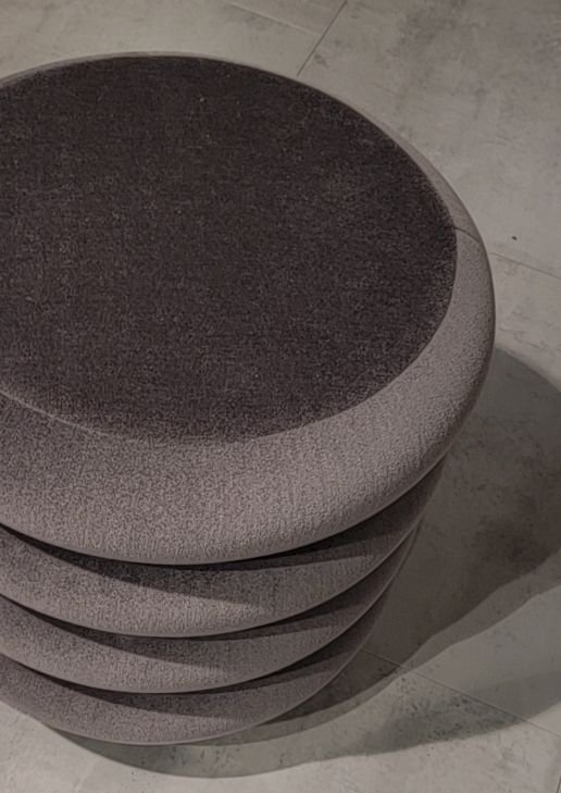 Pouf rotondo grigio Ferm Living – Poggiapiedi e pouf (photo 3 of 3)