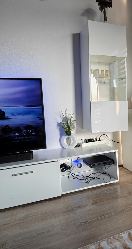 Image 1 of wandmeubel tv wit meubella 