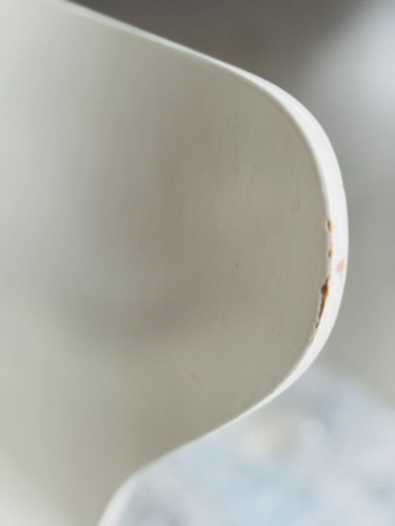 Image 1 of Original Fritz Hansen Butterfly Chair (1983) – Arne Jacobsen – White