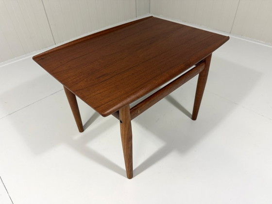 Grete Jalk tavolino da caffè/laterale in teak Glostrup Møbelfabrik Danimarca, Tavolini da caffè, Legno (foto 5 di 12)