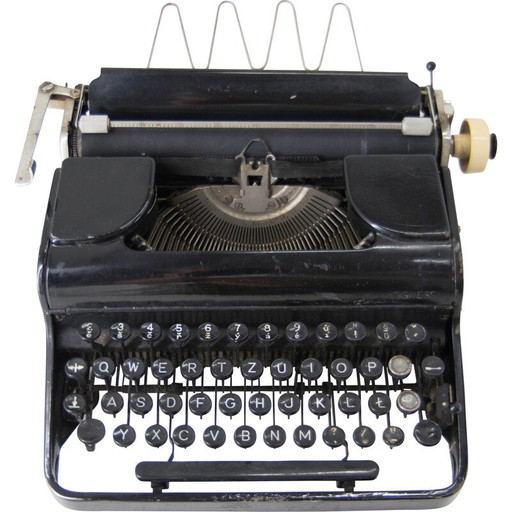 Máquina de escribir antigua Olympia Progress, Alemania, década de 1930