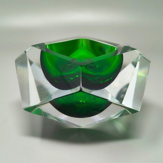Image 1 of Verbluffende groene asbak of vide poche uit de jaren 60 van Flavio Poli voor Seguso
