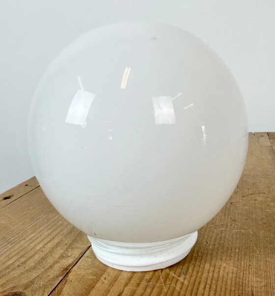 Vintage White Porcelain Ceiling Light with Milk Glass, 1960s – Plafonniers (photo 6 of 11)