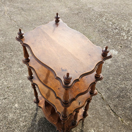 Image 1 of Französisches antikes mobiles Holzregal auf Rollen – viktorianische Konsole – Musikregal – 1920er Jahre