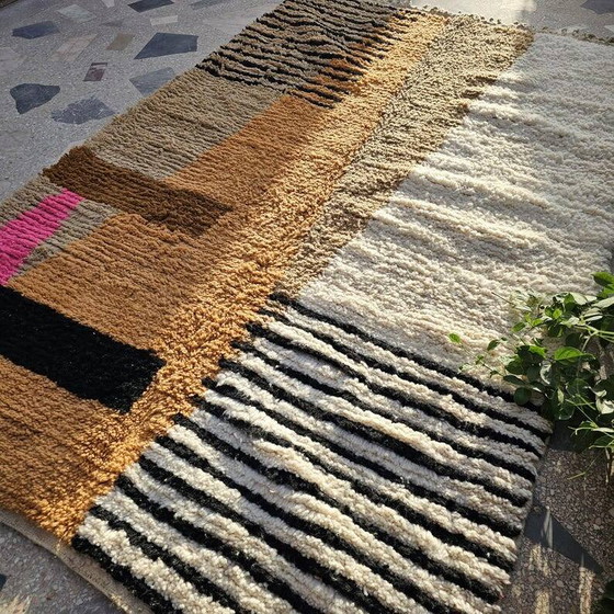 Handmade ecru rug with geometric patterns 200cm x 300cm – Rugs & carpets, Wool (photo 4 of 8)