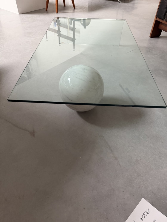 Image 1 of Cattelan Italia Carré VI table