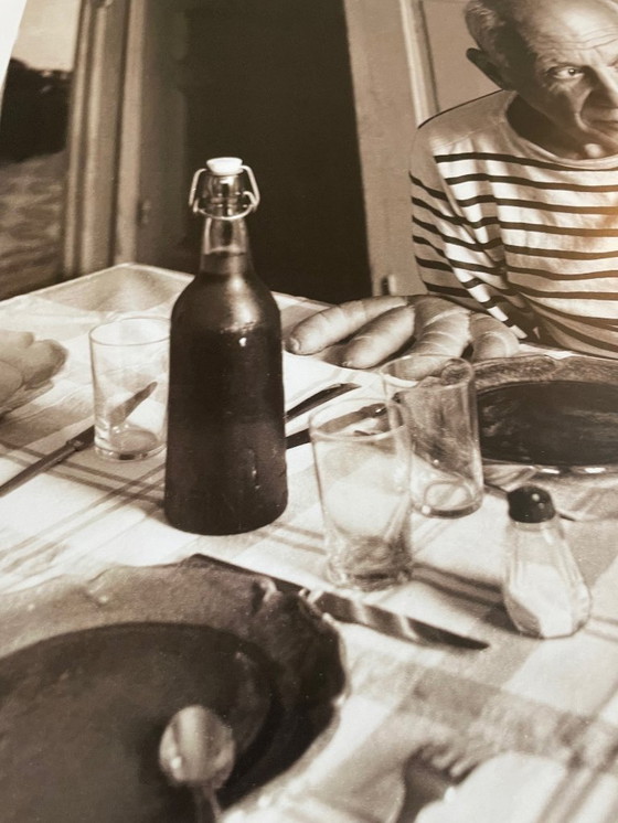 Image 1 of Robert Doisneau (1912-1944), Les Pains de Picasso, Vallauris 1952, Copyright Robert Doisneau/ Gamma Rapho, Uitgeverij Picasso/VG