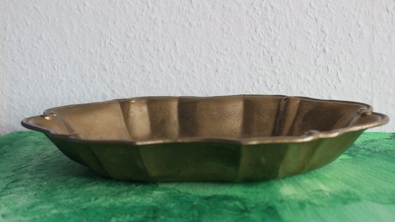 Image 1 of Frutero antiguo de hierro fundido con baño de latón, circa 1900, grande, muy pesado.