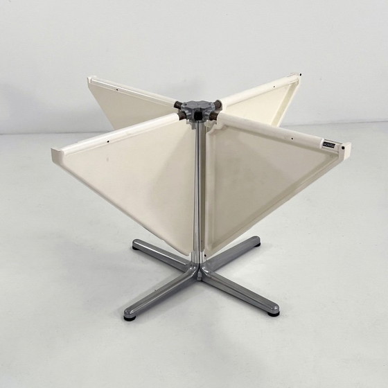 Image 1 of Witte Plana opklaptafel van Giancarlo Piretti voor Castelli, jaren 70