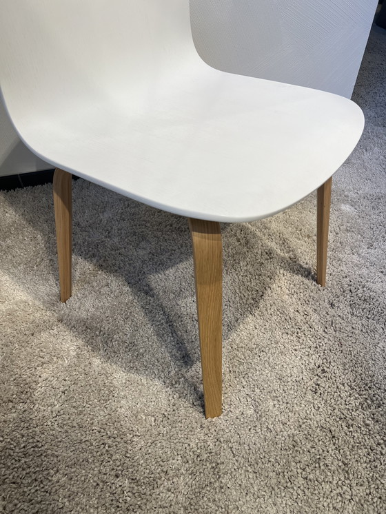 Image 1 of MUUTO - Visu Stuhl