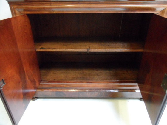 Image 1 of Aparador antiguo de caoba