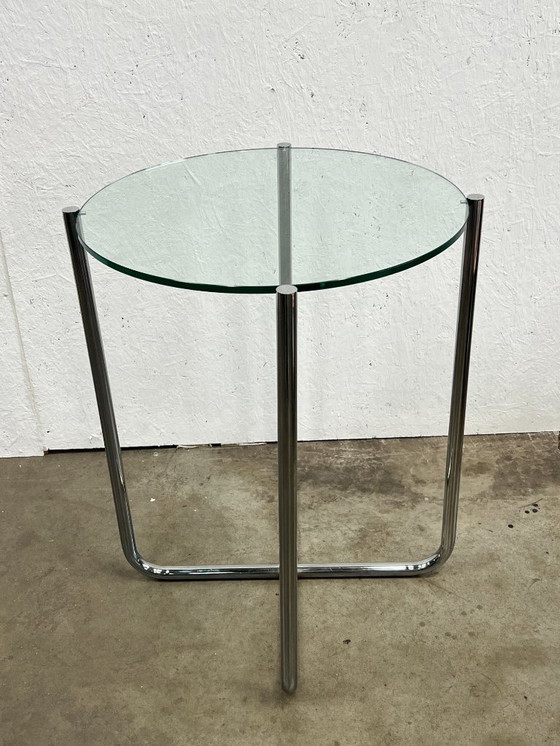 Image 1 of Vintage Bijzettafel, Stalen Buisframe Met Glazen Blad. 1980's