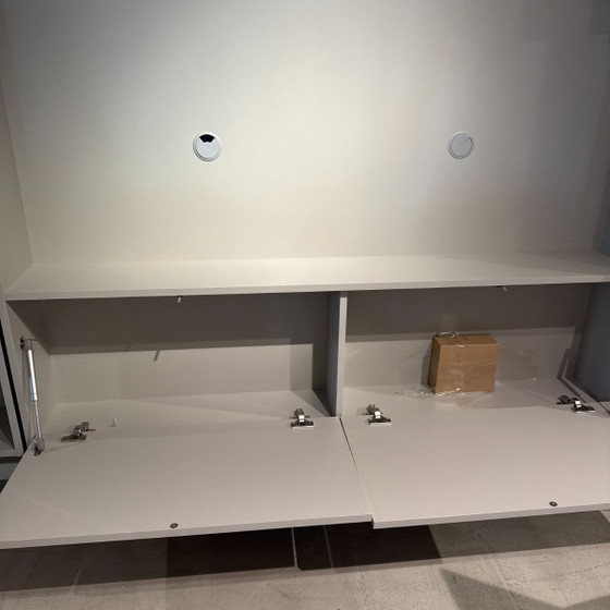 Armario de pared Arinta - Melamina color roble gris – INHOUSE (photo 3 of 3)