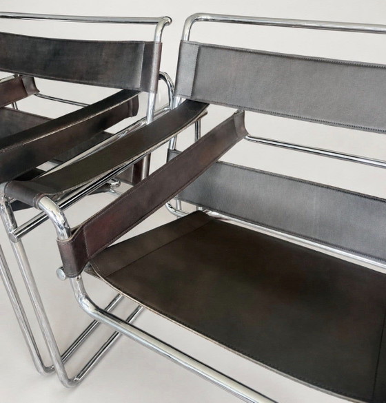 2 sedie Wassily vintage, Marcel Breuer per Fasem – Poltrone, Chrome, Leather (photo 5 of 10)