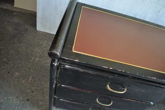 Vintage Art Deco Bureau (photo 6 of 13)
