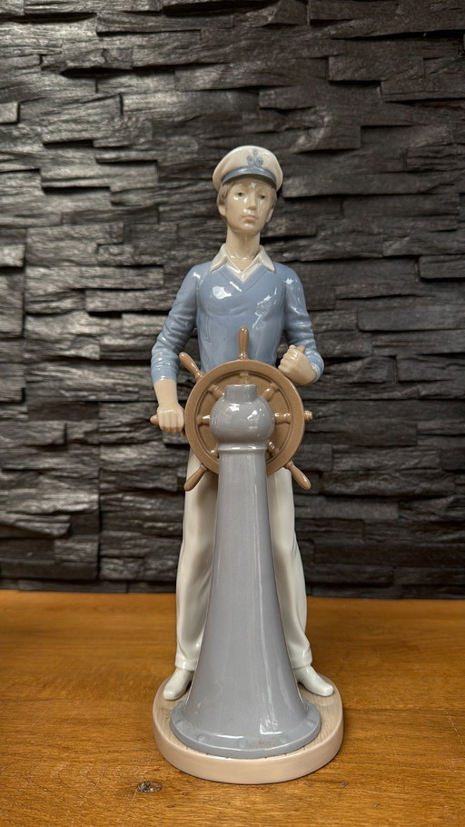 figurine de lladro faite à la main en espagne